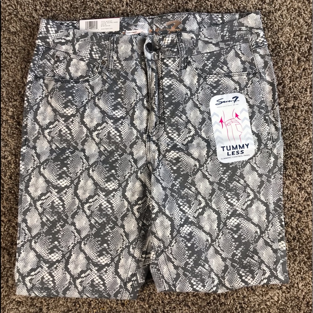 Seven7 - Picture 9 of 14